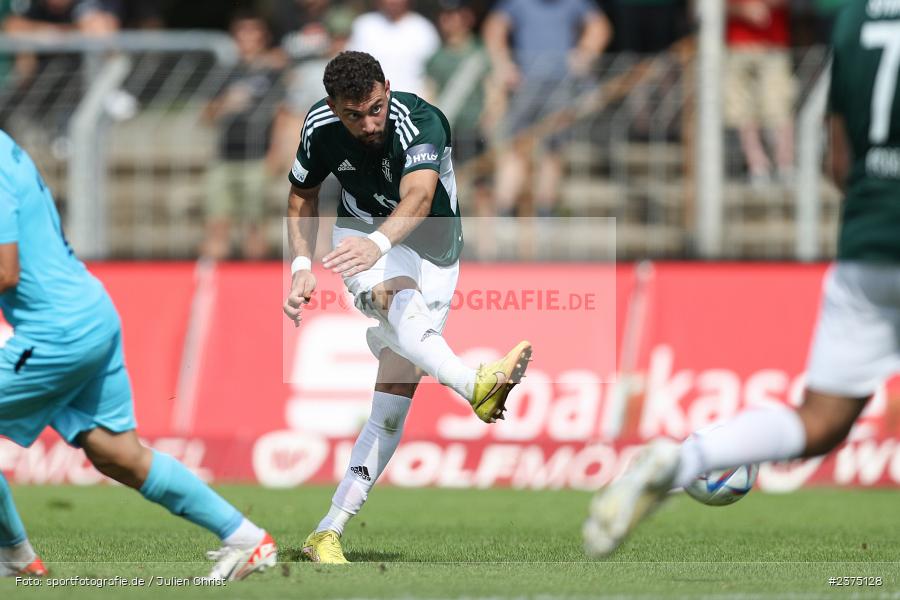 Taha Aksu, sport, action, Willy-Sachs-Stadion, SpVgg Greuther Fürth II, Schweinfurt, Saison 2023/2024, SGF, Regionalliga Bayern, Fussball, FCS, BFV, 5. Spieltag, 19.08.2023, 1. FC Schweinfurt 1905 - Bild-ID: 2375128