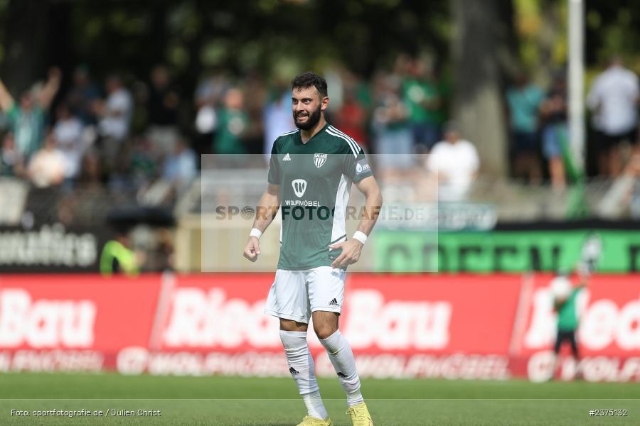 Taha Aksu, sport, action, Willy-Sachs-Stadion, SpVgg Greuther Fürth II, Schweinfurt, Saison 2023/2024, SGF, Regionalliga Bayern, Fussball, FCS, BFV, 5. Spieltag, 19.08.2023, 1. FC Schweinfurt 1905 - Bild-ID: 2375132