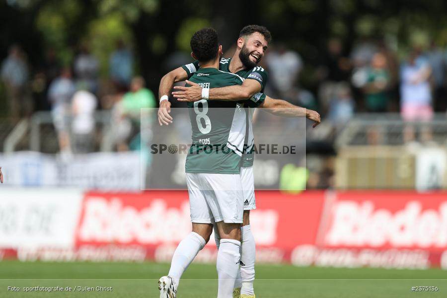 Taha Aksu, sport, action, Willy-Sachs-Stadion, SpVgg Greuther Fürth II, Schweinfurt, Saison 2023/2024, SGF, Regionalliga Bayern, Fussball, FCS, BFV, 5. Spieltag, 19.08.2023, 1. FC Schweinfurt 1905 - Bild-ID: 2375136