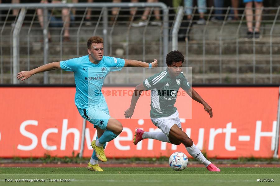 Dominik Ngatie, sport, action, Willy-Sachs-Stadion, SpVgg Greuther Fürth II, Schweinfurt, Saison 2023/2024, SGF, Regionalliga Bayern, Fussball, FCS, BFV, 5. Spieltag, 19.08.2023, 1. FC Schweinfurt 1905 - Bild-ID: 2375205