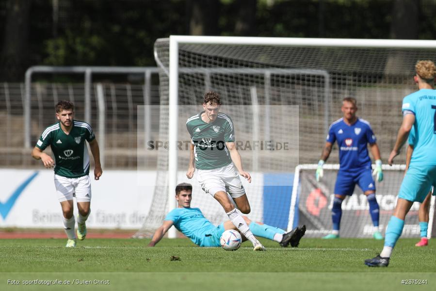 Luca Trslic, sport, action, Willy-Sachs-Stadion, SpVgg Greuther Fürth II, Schweinfurt, Saison 2023/2024, SGF, Regionalliga Bayern, Fussball, FCS, BFV, 5. Spieltag, 19.08.2023, 1. FC Schweinfurt 1905 - Bild-ID: 2375241