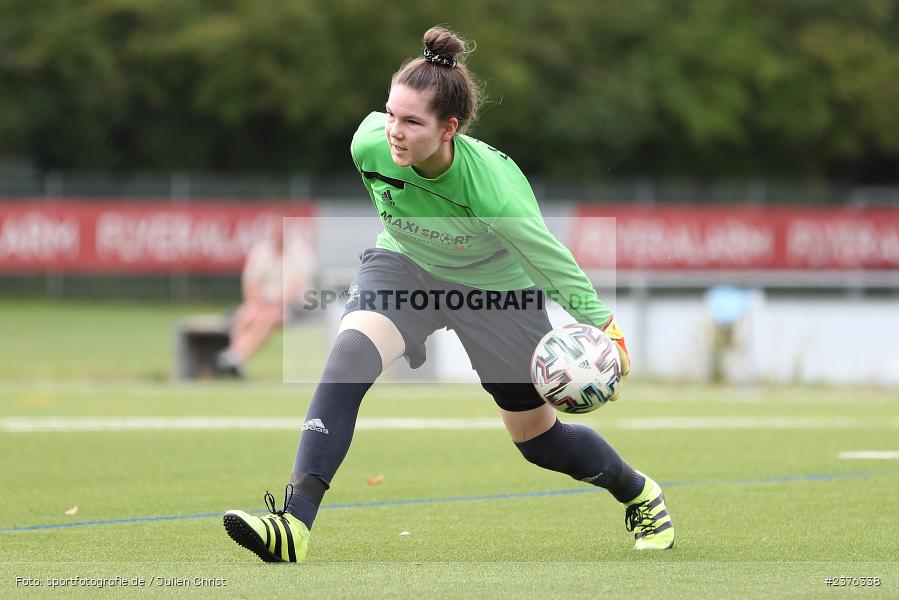 Mara Schöfer, Sportpark Heuchelhof, Würzburg, 27.08.2023, sport, action, BFV, Fussball, Saison 2023/2024, Landesfreundschaftsspiele, FCK, FWK, FC Karsbach, FC Würzburger Kickers U23 - Bild-ID: 2376338