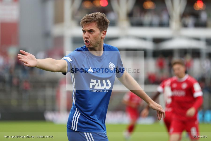 Luca Dähn, AKON Arena, Würzburg, 29.08.2023, sport, action, BFV, Fussball, Saison 2023/2024, 7. Spieltag, Regionalliga Bayern, SVA, FWK, SV Viktoria Aschaffenburg, FC Würzburger Kickers - Bild-ID: 2376353