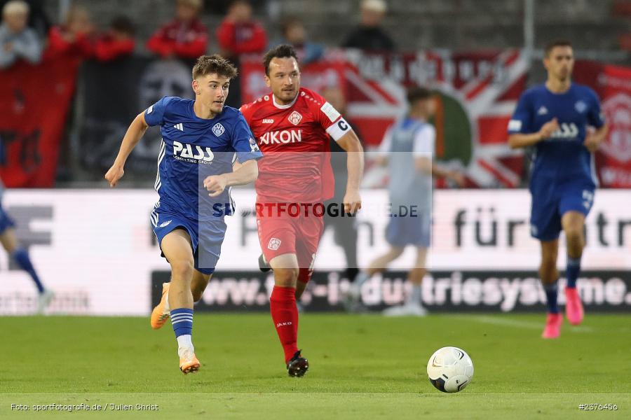 Lars Kleiner, AKON Arena, Würzburg, 29.08.2023, sport, action, BFV, Fussball, Saison 2023/2024, 7. Spieltag, Regionalliga Bayern, SVA, FWK, SV Viktoria Aschaffenburg, FC Würzburger Kickers - Bild-ID: 2376456