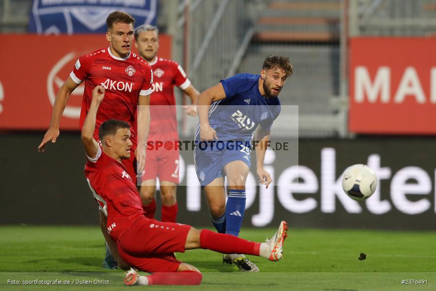 Lucas Sitter, AKON Arena, Würzburg, 29.08.2023, sport, action, BFV, Fussball, Saison 2023/2024, 7. Spieltag, Regionalliga Bayern, SVA, FWK, SV Viktoria Aschaffenburg, FC Würzburger Kickers - Bild-ID: 2376491