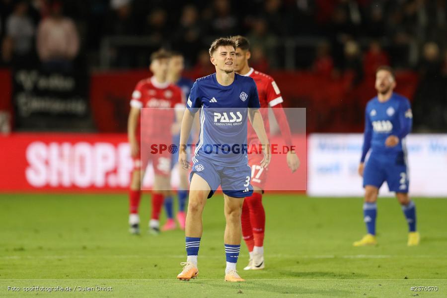 Lars Kleiner, AKON Arena, Würzburg, 29.08.2023, sport, action, BFV, Fussball, Saison 2023/2024, 7. Spieltag, Regionalliga Bayern, SVA, FWK, SV Viktoria Aschaffenburg, FC Würzburger Kickers - Bild-ID: 2376570