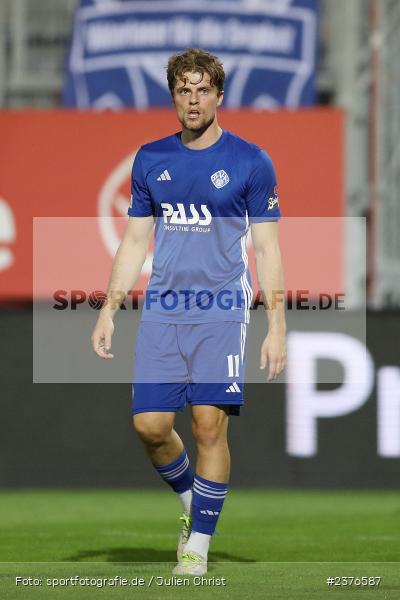 Florian Pieper, AKON Arena, Würzburg, 29.08.2023, sport, action, BFV, Fussball, Saison 2023/2024, 7. Spieltag, Regionalliga Bayern, SVA, FWK, SV Viktoria Aschaffenburg, FC Würzburger Kickers - Bild-ID: 2376587 Florian Pieper, AKON Arena, Würzburg, 29.08.2023, sport, action, BFV, Fussball, Saison 2023/2024, 7. Spieltag, Regionalliga Bayern, SVA, FWK, SV Viktoria Aschaffenburg, FC Würzburger Kickers - Bild-ID: 2376587