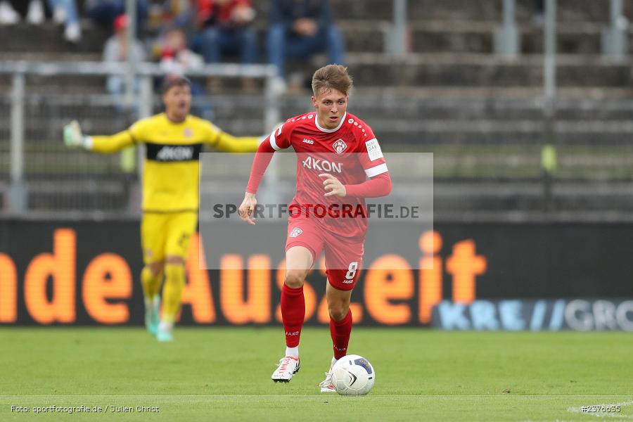 Fabian Wessig, AKON Arena, Würzburg, 29.08.2023, sport, action, BFV, Fussball, Saison 2023/2024, 7. Spieltag, Regionalliga Bayern, SVA, FWK, SV Viktoria Aschaffenburg, FC Würzburger Kickers - Bild-ID: 2376635