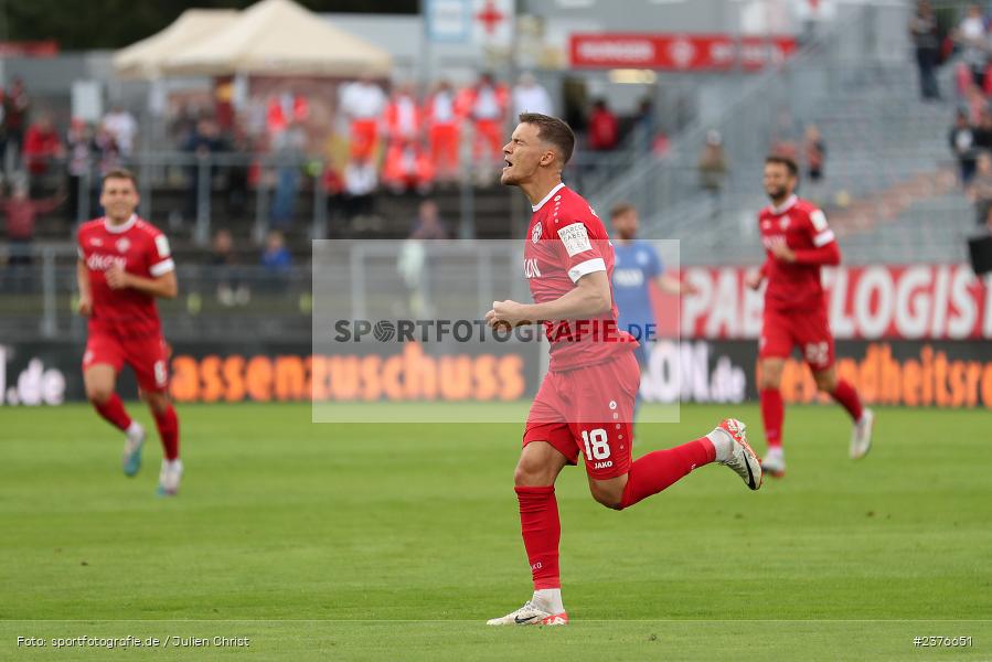 Maximilian Zaiser, AKON Arena, Würzburg, 29.08.2023, sport, action, BFV, Fussball, Saison 2023/2024, 7. Spieltag, Regionalliga Bayern, SVA, FWK, SV Viktoria Aschaffenburg, FC Würzburger Kickers - Bild-ID: 2376651