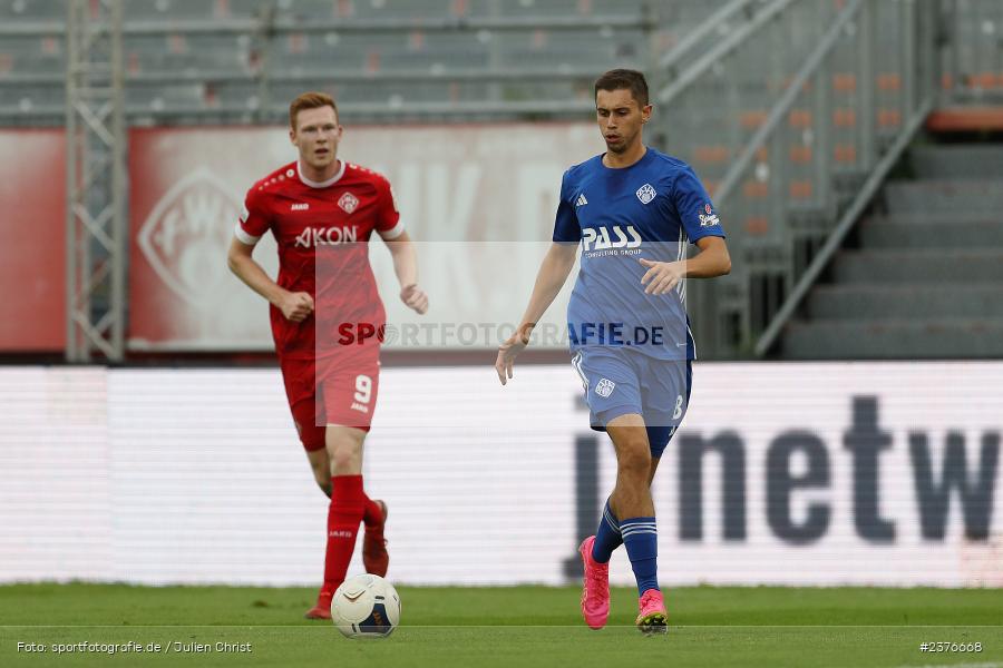 Veit Klement, AKON Arena, Würzburg, 29.08.2023, sport, action, BFV, Fussball, Saison 2023/2024, 7. Spieltag, Regionalliga Bayern, SVA, FWK, SV Viktoria Aschaffenburg, FC Würzburger Kickers - Bild-ID: 2376668