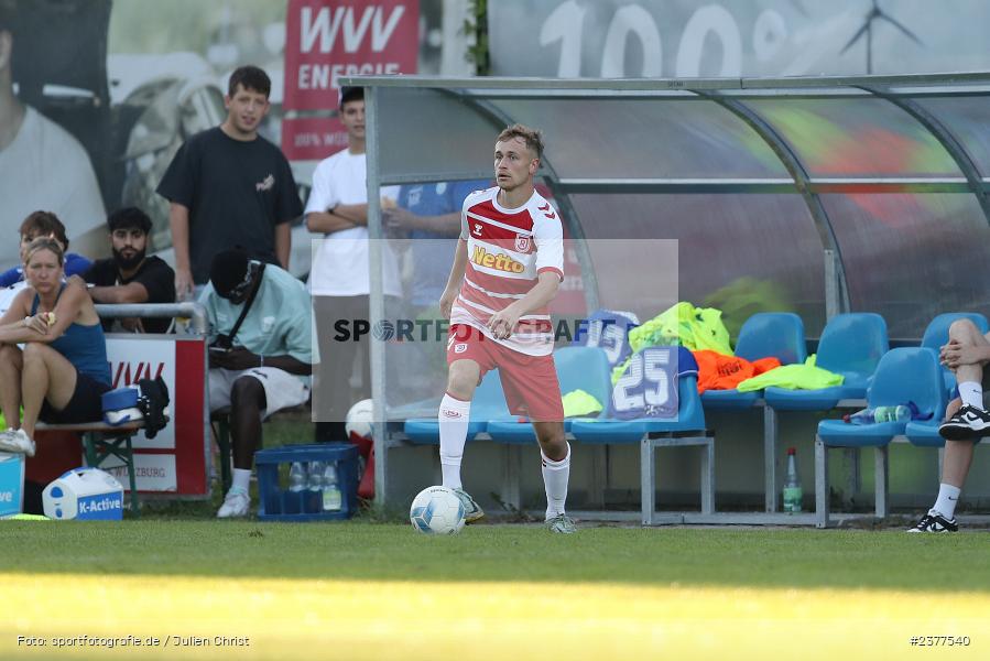 Julian Ziegler, Sepp-Endres-Sportanlage, Würzburg, 06.09.2023, sport, action, bfv, Fussball, Saison 2023/2024, Bayernliga Nord, 10. Spieltag, SSV, WFV, SSV Jahn Regensburg II (U21), Würzburger FV 04 - Bild-ID: 2377540