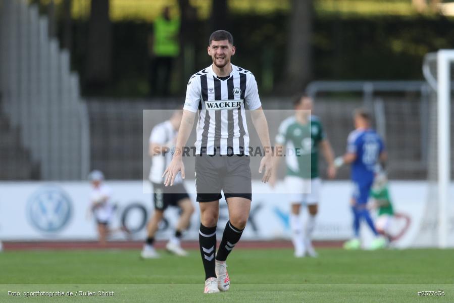 Viktor Miftaraj, sport, action, Willy-Sachs-Stadion, Schweinfurt, Saison 2023/2024, SVW, SV Wacker Burghausen, Regionalliga Bayern, Fussball, FCS, BFV, 9. Spieltag, 1. FC Schweinfurt 1905, 08.09.2023 - Bild-ID: 2377636