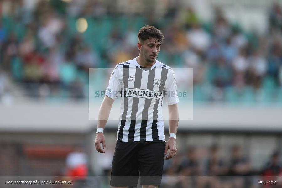 Edin Hyseni, sport, action, Willy-Sachs-Stadion, Schweinfurt, Saison 2023/2024, SVW, SV Wacker Burghausen, Regionalliga Bayern, Fussball, FCS, BFV, 9. Spieltag, 1. FC Schweinfurt 1905, 08.09.2023 - Bild-ID: 2377726