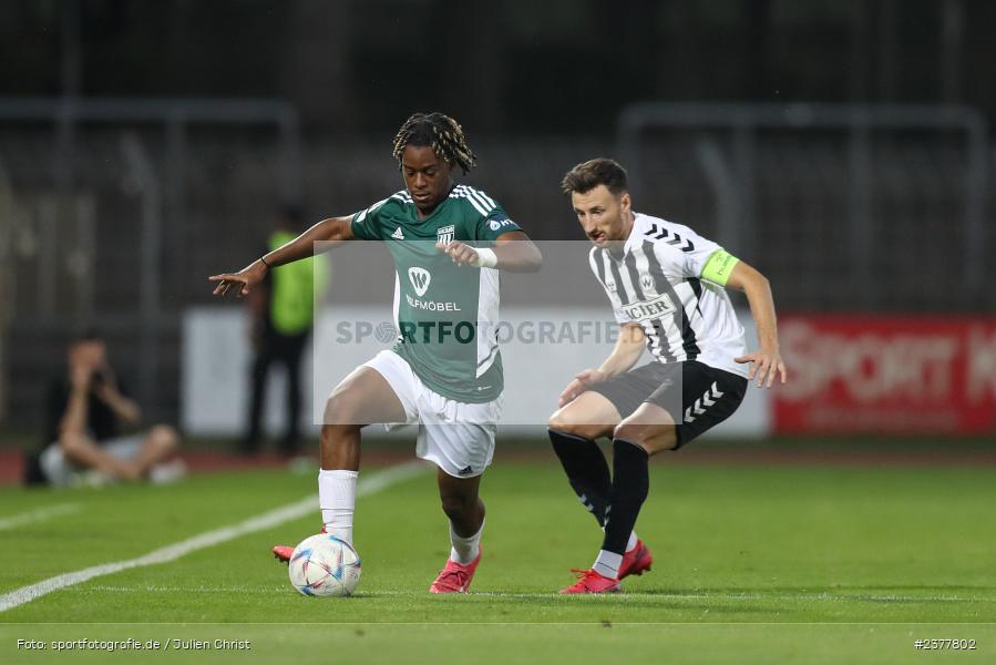 Hans Anapak-Baka, sport, action, Willy-Sachs-Stadion, Schweinfurt, Saison 2023/2024, SVW, SV Wacker Burghausen, Regionalliga Bayern, Fussball, FCS, BFV, 9. Spieltag, 1. FC Schweinfurt 1905, 08.09.2023 - Bild-ID: 2377802