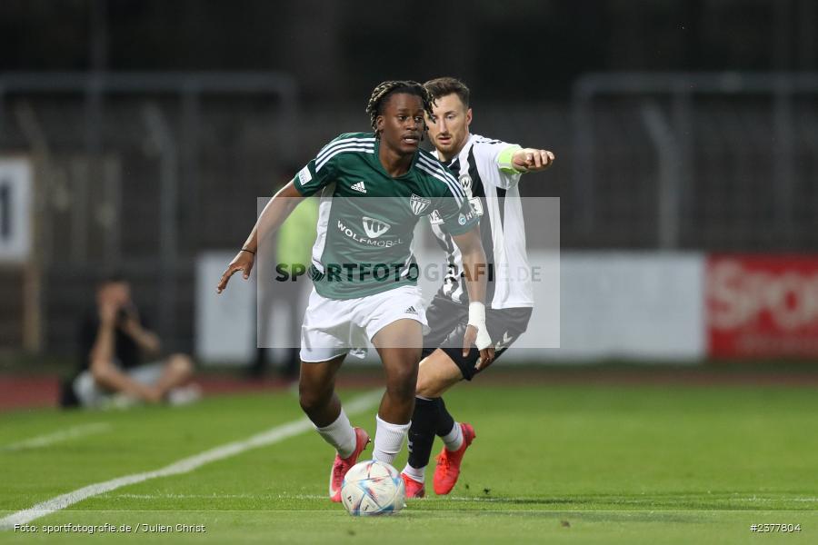 Hans Anapak-Baka, sport, action, Willy-Sachs-Stadion, Schweinfurt, Saison 2023/2024, SVW, SV Wacker Burghausen, Regionalliga Bayern, Fussball, FCS, BFV, 9. Spieltag, 1. FC Schweinfurt 1905, 08.09.2023 - Bild-ID: 2377804