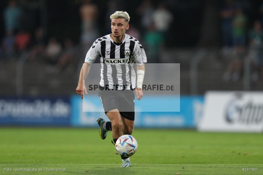 Alexander Fabian Bazdrigiannis, sport, action, Willy-Sachs-Stadion, Schweinfurt, Saison 2023/2024, SVW, SV Wacker Burghausen, Regionalliga Bayern, Fussball, FCS, BFV, 9. Spieltag, 1. FC Schweinfurt 1905, 08.09.2023 - Bild-ID: 2377821