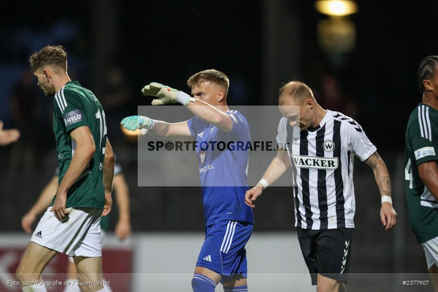 Thomas Winklbauer, sport, action, Willy-Sachs-Stadion, Schweinfurt, Saison 2023/2024, SVW, SV Wacker Burghausen, Regionalliga Bayern, Fussball, FCS, BFV, 9. Spieltag, 1. FC Schweinfurt 1905, 08.09.2023 - Bild-ID: 2377907