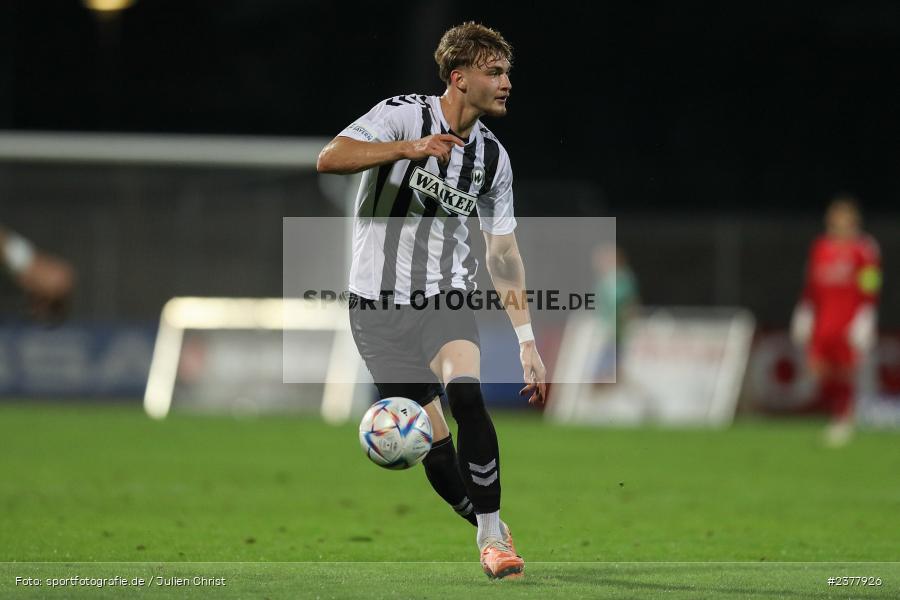 Jasper Maljojoki, sport, action, Willy-Sachs-Stadion, Schweinfurt, Saison 2023/2024, SVW, SV Wacker Burghausen, Regionalliga Bayern, Fussball, FCS, BFV, 9. Spieltag, 1. FC Schweinfurt 1905, 08.09.2023 - Bild-ID: 2377926