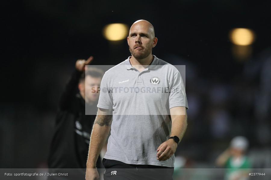 Hannes Sigurdsson, sport, action, Willy-Sachs-Stadion, Schweinfurt, Saison 2023/2024, SVW, SV Wacker Burghausen, Regionalliga Bayern, Fussball, FCS, BFV, 9. Spieltag, 1. FC Schweinfurt 1905, 08.09.2023 - Bild-ID: 2377944