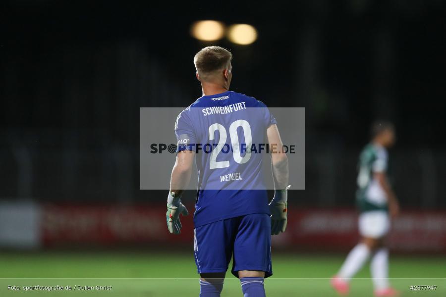 Lukas Wenzel, sport, action, Willy-Sachs-Stadion, Schweinfurt, Saison 2023/2024, SVW, SV Wacker Burghausen, Regionalliga Bayern, Fussball, FCS, BFV, 9. Spieltag, 1. FC Schweinfurt 1905, 08.09.2023 - Bild-ID: 2377947
