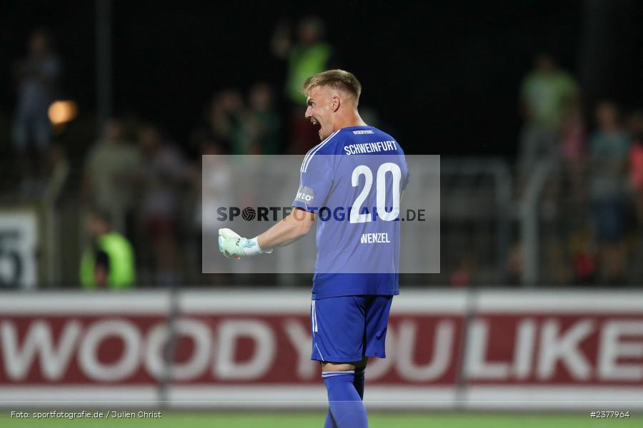 Lukas Wenzel, sport, action, Willy-Sachs-Stadion, Schweinfurt, Saison 2023/2024, SVW, SV Wacker Burghausen, Regionalliga Bayern, Fussball, FCS, BFV, 9. Spieltag, 1. FC Schweinfurt 1905, 08.09.2023 - Bild-ID: 2377964
