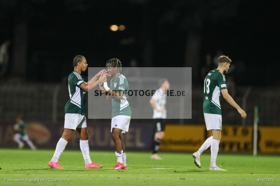 sport, action, Willy-Sachs-Stadion, Schweinfurt, Saison 2023/2024, SVW, SV Wacker Burghausen, Regionalliga Bayern, Fussball, FCS, BFV, 9. Spieltag, 1. FC Schweinfurt 1905, 08.09.2023 - Bild-ID: 2377973