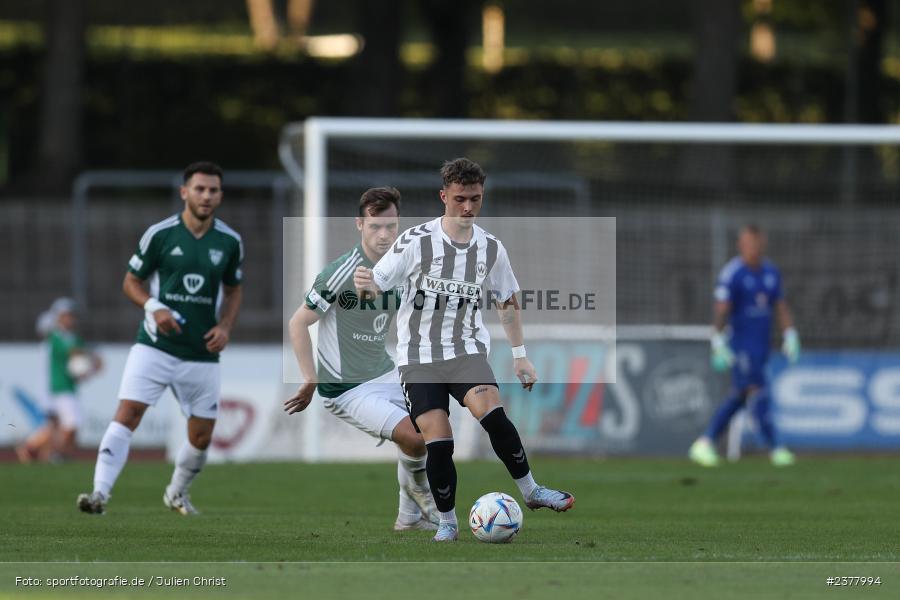 Denis Ade, sport, action, Willy-Sachs-Stadion, Schweinfurt, Saison 2023/2024, SVW, SV Wacker Burghausen, Regionalliga Bayern, Fussball, FCS, BFV, 9. Spieltag, 1. FC Schweinfurt 1905, 08.09.2023 - Bild-ID: 2377994