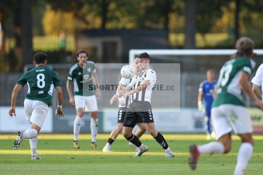 Andrija Bosnjak, sport, action, Willy-Sachs-Stadion, Schweinfurt, Saison 2023/2024, SVW, SV Wacker Burghausen, Regionalliga Bayern, Fussball, FCS, BFV, 9. Spieltag, 1. FC Schweinfurt 1905, 08.09.2023 - Bild-ID: 2377996