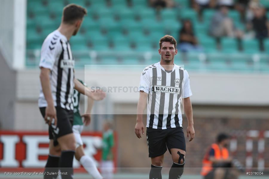 Dennis Schmutz, sport, action, Willy-Sachs-Stadion, Schweinfurt, Saison 2023/2024, SVW, SV Wacker Burghausen, Regionalliga Bayern, Fussball, FCS, BFV, 9. Spieltag, 1. FC Schweinfurt 1905, 08.09.2023 - Bild-ID: 2378004