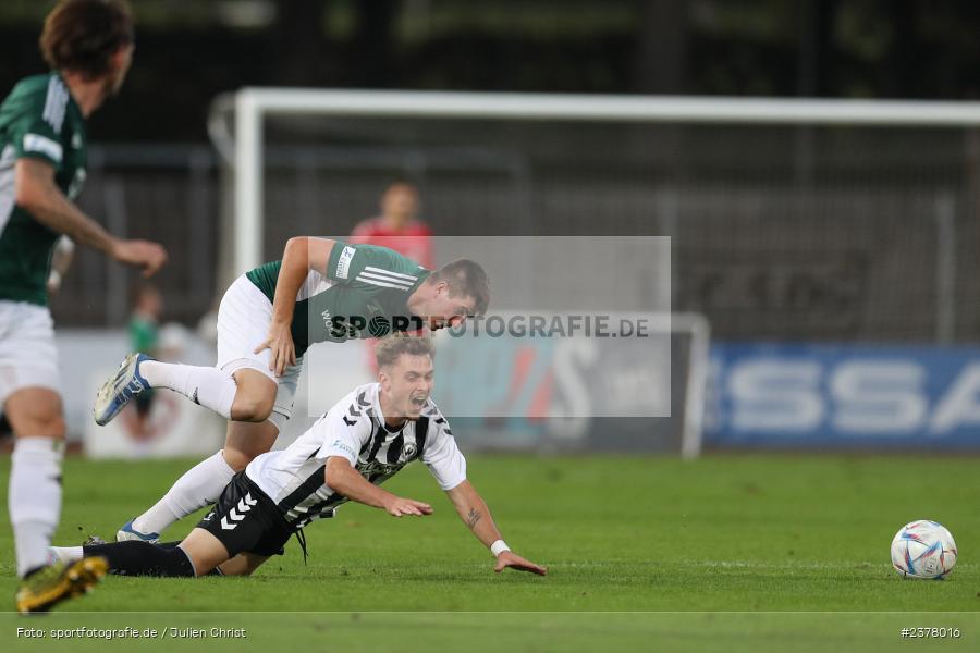 Denis Ade, sport, action, Willy-Sachs-Stadion, Schweinfurt, Saison 2023/2024, SVW, SV Wacker Burghausen, Regionalliga Bayern, Fussball, FCS, BFV, 9. Spieltag, 1. FC Schweinfurt 1905, 08.09.2023 - Bild-ID: 2378016