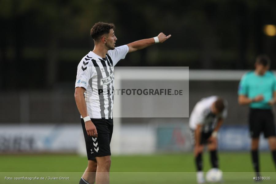 Edin Hyseni, sport, action, Willy-Sachs-Stadion, Schweinfurt, Saison 2023/2024, SVW, SV Wacker Burghausen, Regionalliga Bayern, Fussball, FCS, BFV, 9. Spieltag, 1. FC Schweinfurt 1905, 08.09.2023 - Bild-ID: 2378020