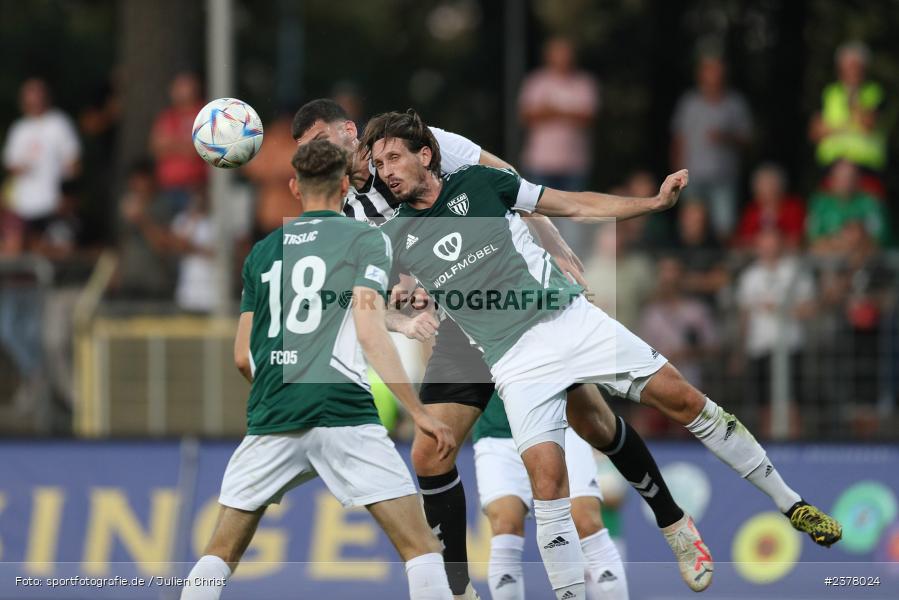 Lukas Billick, sport, action, Willy-Sachs-Stadion, Schweinfurt, Saison 2023/2024, SVW, SV Wacker Burghausen, Regionalliga Bayern, Fussball, FCS, BFV, 9. Spieltag, 1. FC Schweinfurt 1905, 08.09.2023 - Bild-ID: 2378024