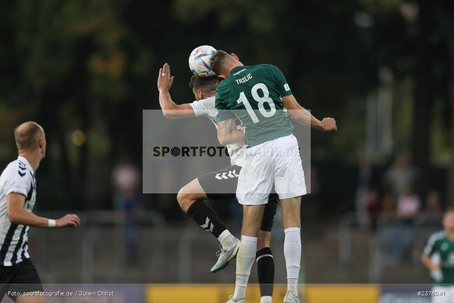 Luca Trslic, sport, action, Willy-Sachs-Stadion, Schweinfurt, Saison 2023/2024, SVW, SV Wacker Burghausen, Regionalliga Bayern, Fussball, FCS, BFV, 9. Spieltag, 1. FC Schweinfurt 1905, 08.09.2023 - Bild-ID: 2378041