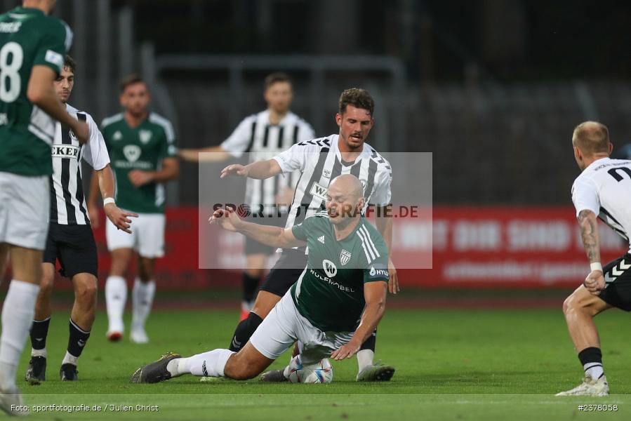 Adam Jabiri, sport, action, Willy-Sachs-Stadion, Schweinfurt, Saison 2023/2024, SVW, SV Wacker Burghausen, Regionalliga Bayern, Fussball, FCS, BFV, 9. Spieltag, 1. FC Schweinfurt 1905, 08.09.2023 - Bild-ID: 2378058