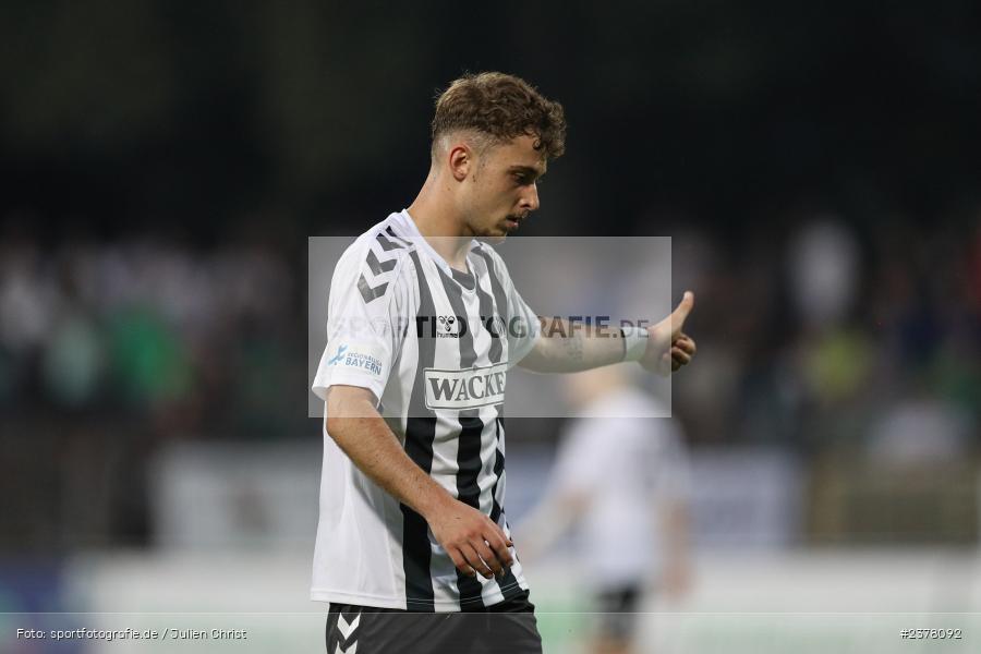 Denis Ade, sport, action, Willy-Sachs-Stadion, Schweinfurt, Saison 2023/2024, SVW, SV Wacker Burghausen, Regionalliga Bayern, Fussball, FCS, BFV, 9. Spieltag, 1. FC Schweinfurt 1905, 08.09.2023 - Bild-ID: 2378092