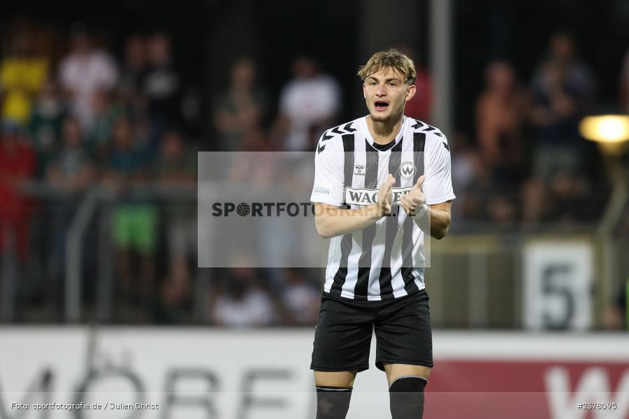Jasper Maljojoki, sport, action, Willy-Sachs-Stadion, Schweinfurt, Saison 2023/2024, SVW, SV Wacker Burghausen, Regionalliga Bayern, Fussball, FCS, BFV, 9. Spieltag, 1. FC Schweinfurt 1905, 08.09.2023 - Bild-ID: 2378095