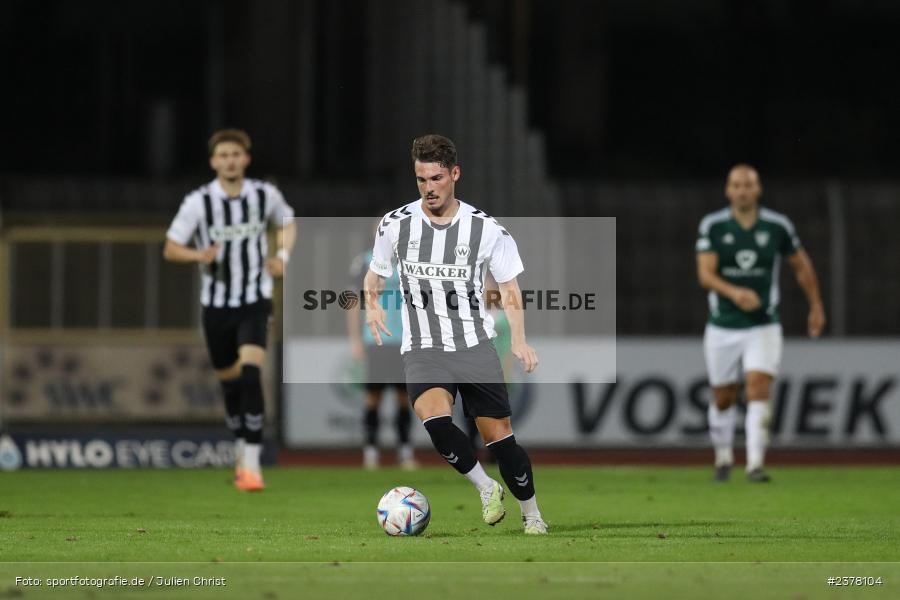 Dennis Schmutz, sport, action, Willy-Sachs-Stadion, Schweinfurt, Saison 2023/2024, SVW, SV Wacker Burghausen, Regionalliga Bayern, Fussball, FCS, BFV, 9. Spieltag, 1. FC Schweinfurt 1905, 08.09.2023 - Bild-ID: 2378104