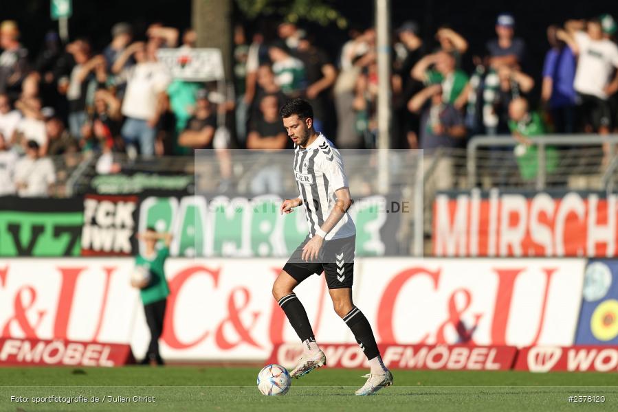Alexander Spitzer, sport, action, Willy-Sachs-Stadion, Schweinfurt, Saison 2023/2024, SVW, SV Wacker Burghausen, Regionalliga Bayern, Fussball, FCS, BFV, 9. Spieltag, 1. FC Schweinfurt 1905, 08.09.2023 - Bild-ID: 2378120