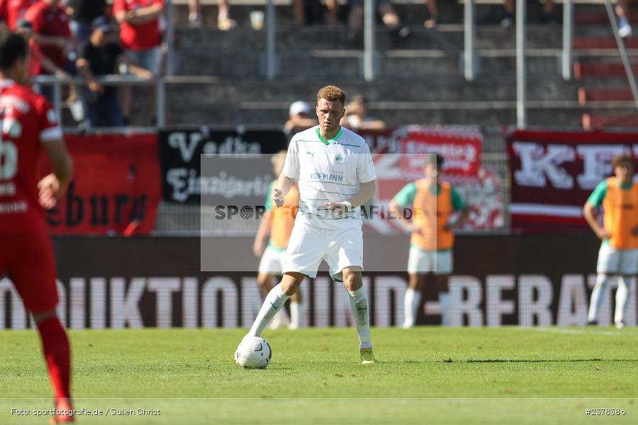 Oliver Fobassam Nawe, AKON Arena, Würzburg, 09.09.2023, sport, action, BFV, Fussball, Saison 2023/2024, 9. Spieltag, Regionalliga Bayern, SGF, FWK, SpVgg Greuther Fürth II, FC Würzburger Kickers - Bild-ID: 2378386