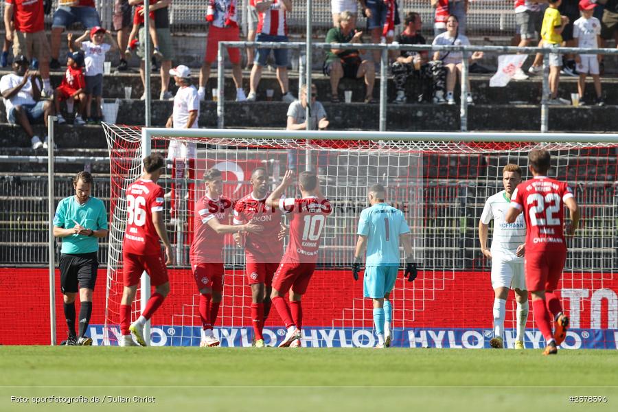 Team, Saliou Sané, AKON Arena, Würzburg, 09.09.2023, sport, action, BFV, Fussball, Saison 2023/2024, 9. Spieltag, Regionalliga Bayern, SGF, FWK, SpVgg Greuther Fürth II, FC Würzburger Kickers - Bild-ID: 2378396
