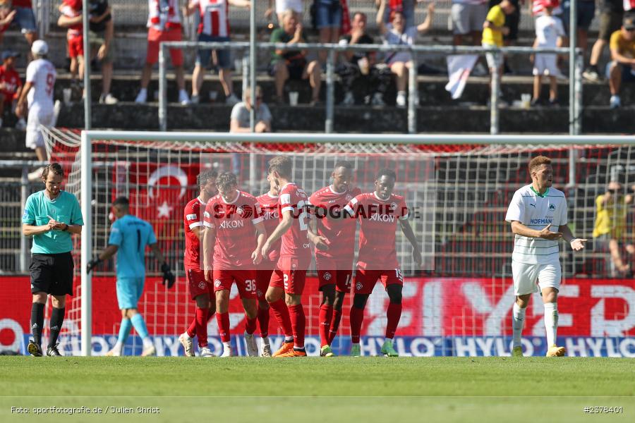 Team, Saliou Sané, AKON Arena, Würzburg, 09.09.2023, sport, action, BFV, Fussball, Saison 2023/2024, 9. Spieltag, Regionalliga Bayern, SGF, FWK, SpVgg Greuther Fürth II, FC Würzburger Kickers - Bild-ID: 2378401