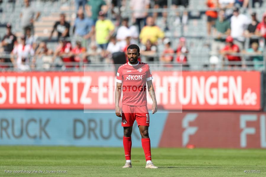 Fabrice Montcheu, AKON Arena, Würzburg, 09.09.2023, sport, action, BFV, Fussball, Saison 2023/2024, 9. Spieltag, Regionalliga Bayern, SGF, FWK, SpVgg Greuther Fürth II, FC Würzburger Kickers - Bild-ID: 2378562 Fabrice Montcheu, AKON Arena, Würzburg, 09.09.2023, sport, action, BFV, Fussball, Saison 2023/2024, 9. Spieltag, Regionalliga Bayern, SGF, FWK, SpVgg Greuther Fürth II, FC Würzburger Kickers - Bild-ID: 2378562