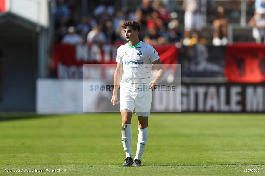Aiden Mostofi, AKON Arena, Würzburg, 09.09.2023, sport, action, BFV, Fussball, Saison 2023/2024, 9. Spieltag, Regionalliga Bayern, SGF, FWK, SpVgg Greuther Fürth II, FC Würzburger Kickers - Bild-ID: 2378565