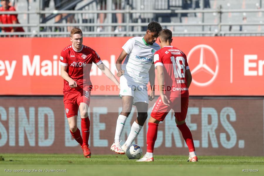 Tyron Duah, AKON Arena, Würzburg, 09.09.2023, sport, action, BFV, Fussball, Saison 2023/2024, 9. Spieltag, Regionalliga Bayern, SGF, FWK, SpVgg Greuther Fürth II, FC Würzburger Kickers - Bild-ID: 2378629