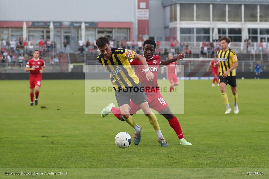 Eduard Heckmann, FLYERALARM Arena, Würzburg, 12.09.2023, sport, action, BFV, Fussball, Saison 2023/2024, Achtelfinale, Toto-Pokal, BAY, FWK, SpVgg Bayreuth, FC Würzburger Kickers - Bild-ID: 2378856