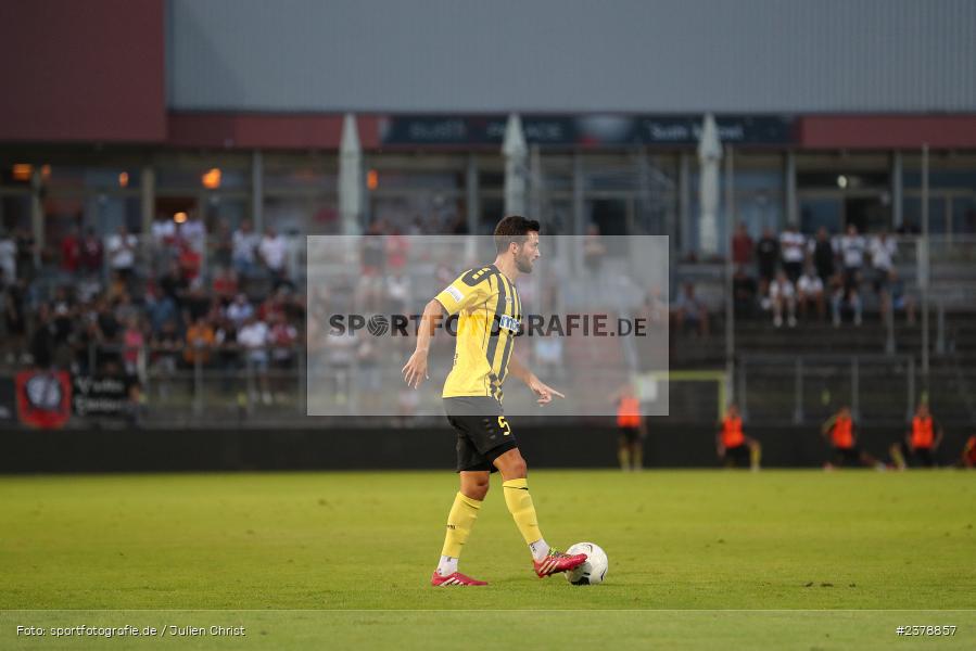 Edwin Schwarz, FLYERALARM Arena, Würzburg, 12.09.2023, sport, action, BFV, Fussball, Saison 2023/2024, Achtelfinale, Toto-Pokal, BAY, FWK, SpVgg Bayreuth, FC Würzburger Kickers - Bild-ID: 2378857