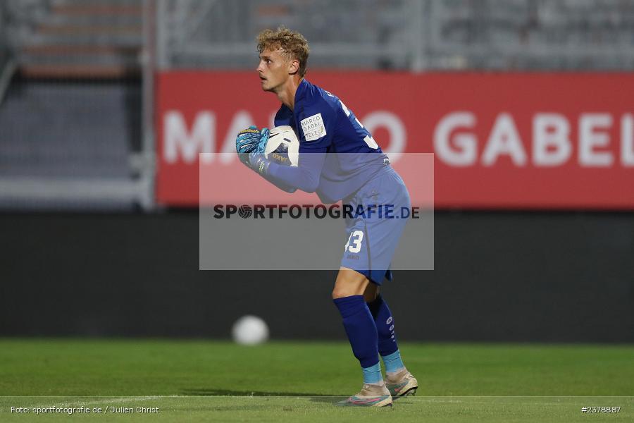 Norman Quindt, FLYERALARM Arena, Würzburg, 12.09.2023, sport, action, BFV, Fussball, Saison 2023/2024, Achtelfinale, Toto-Pokal, BAY, FWK, SpVgg Bayreuth, FC Würzburger Kickers - Bild-ID: 2378887