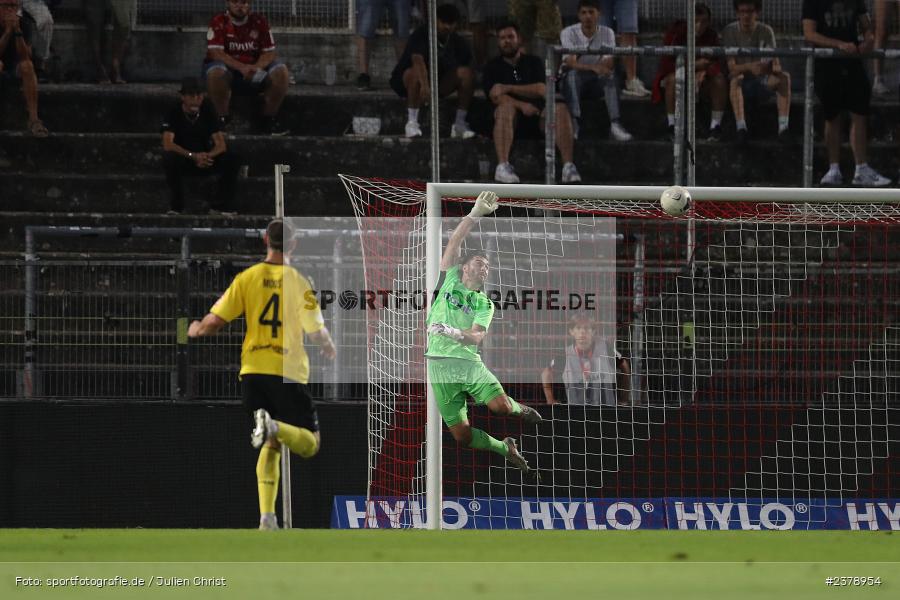 Lucas Zahaczewski, FLYERALARM Arena, Würzburg, 12.09.2023, sport, action, BFV, Fussball, Saison 2023/2024, Achtelfinale, Toto-Pokal, BAY, FWK, SpVgg Bayreuth, FC Würzburger Kickers - Bild-ID: 2378954