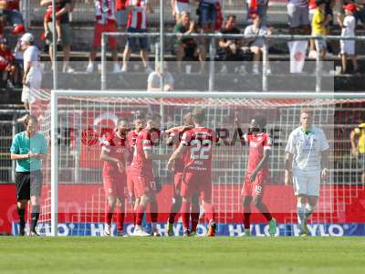 Fotos von FC Würzburger Kickers - SpVgg Greuther Fürth II auf sportfotografie.de