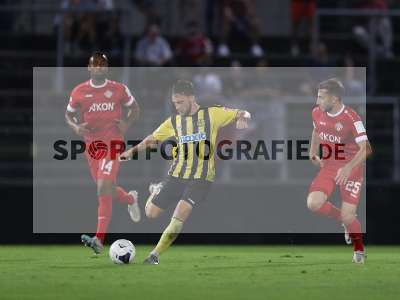 Fotos von FC Würzburger Kickers - SpVgg Bayreuth auf sportfotografie.de